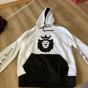 Men’s white king of hearts hoodie